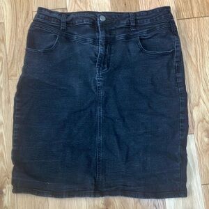 SHEIN Black Denim Pencil Skirt